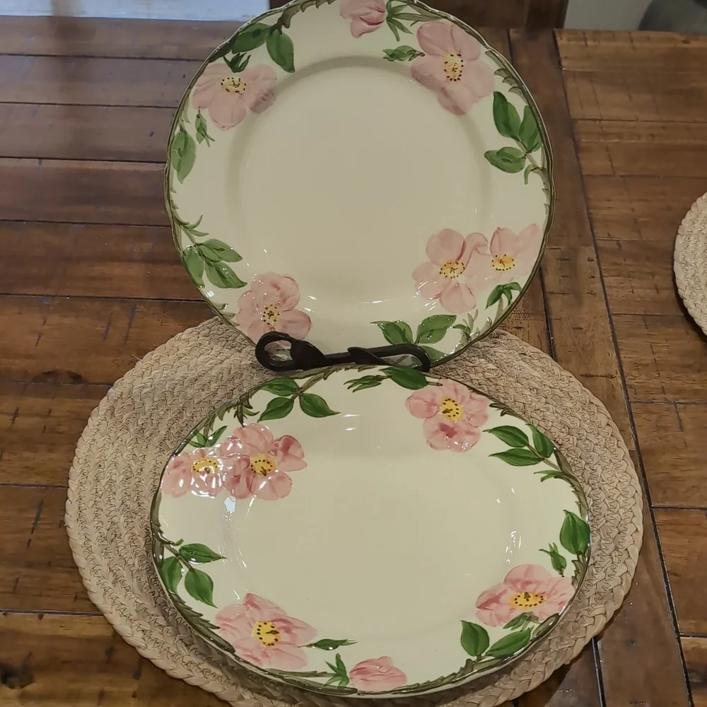 Vintage (2) Two Franciscan Desert Rose Earthenware Dinner Plates 10 5/8